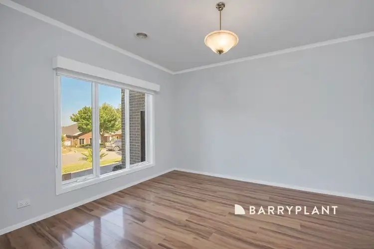 Fifth view of Homely house listing, 3 Murchison Link, Pakenham VIC 3810