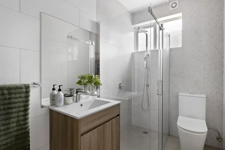 Fifth view of Homely apartment listing, 2/6 Closeburn Avenue, Prahran VIC 3181