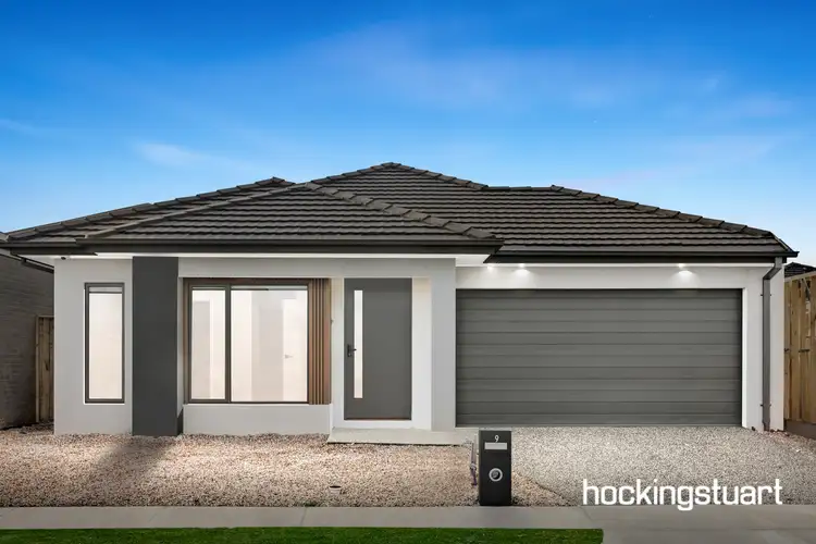 9 Ballina Crescent