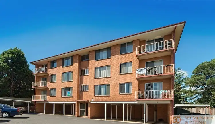 2/4 Velacia Place, Queanbeyan NSW 2620