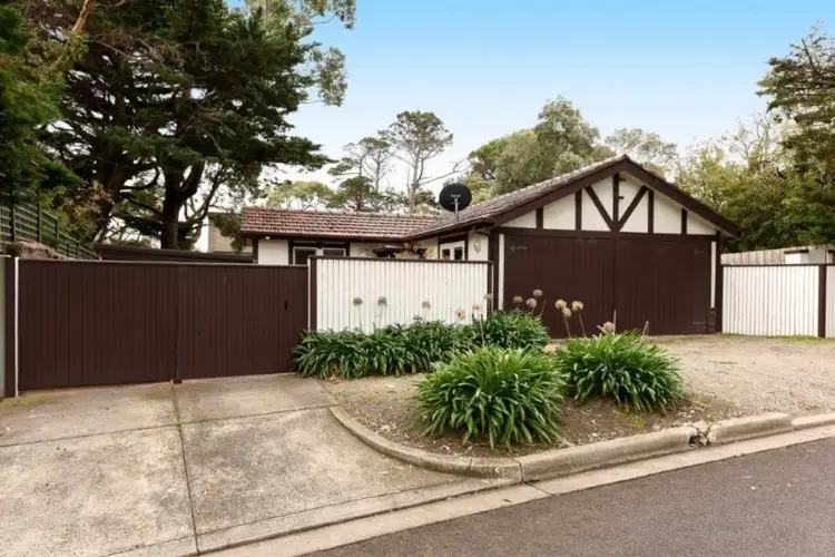 59 Rosserdale Crescent, Mount Eliza VIC 3930