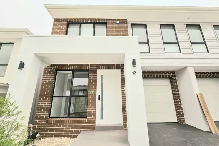 12 Mumberson Glade, Tallawong NSW 2762