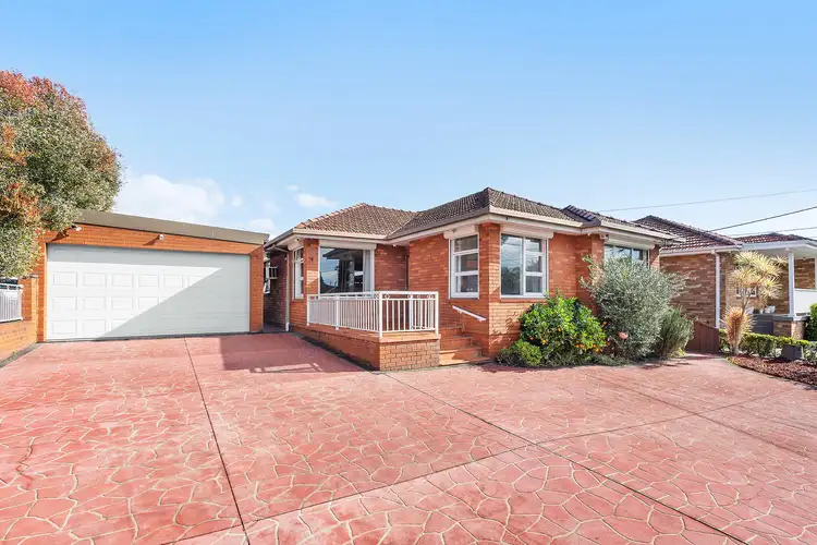 2 Cripps Avenue