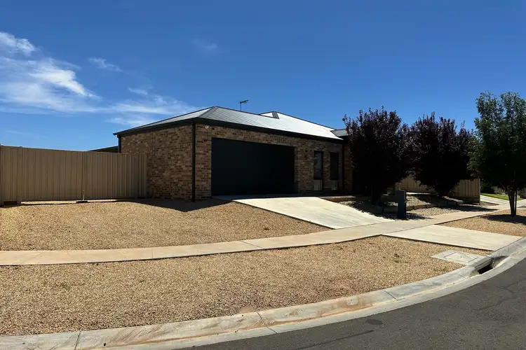 Second view of Homely house listing, 6 Marita Court, Irymple VIC 3498