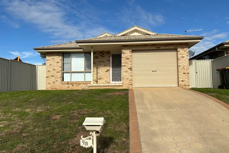 9A Baker Close, Tamworth NSW 2340