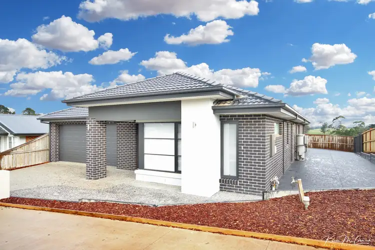 Main view of Homely house listing, 10 Vantage Rise, Warragul VIC 3820