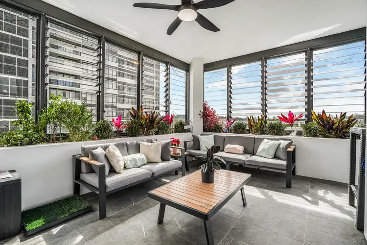 815/11 Solent Circuit, Norwest NSW 2153