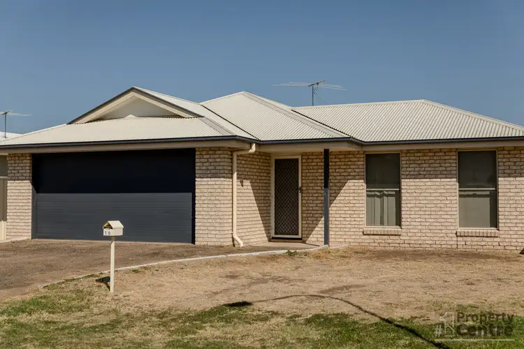 10 Barry Place, Dalby QLD 4405