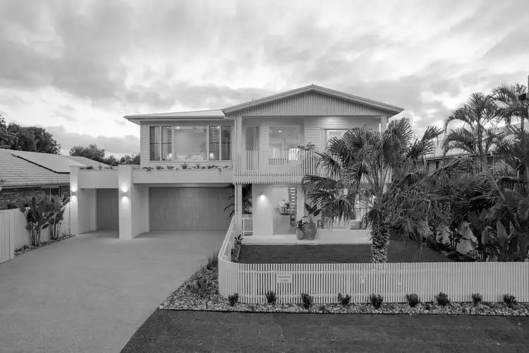 11 Paluma Street, Sunrise Beach QLD 4567