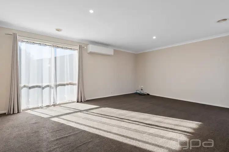 Fourth view of Homely house listing, 3 Wetherby Place, Melton West VIC 3337