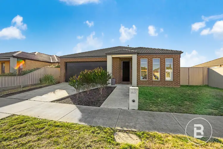 10 Honour Avenue, Winter Valley VIC 3358