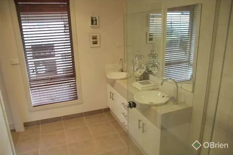 Fifth view of Homely house listing, 18 Jack William Way, Berwick VIC 3806