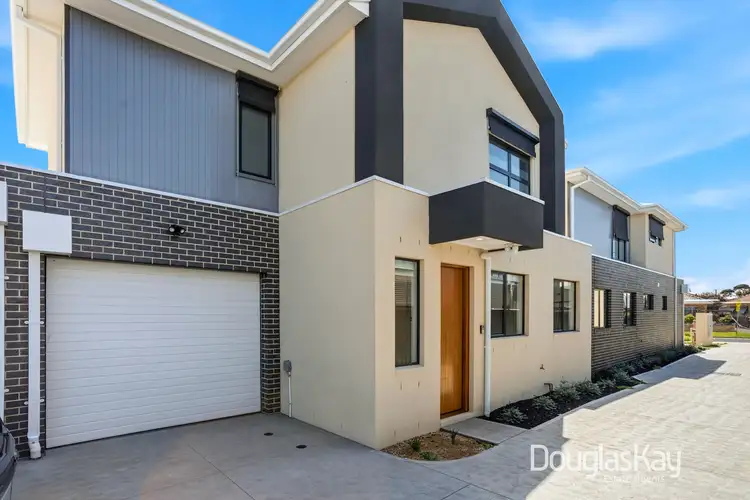 2/137 Glengala Road