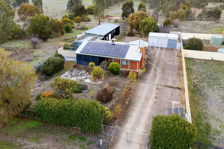 86 Dooleys Road, Maryborough VIC 3465