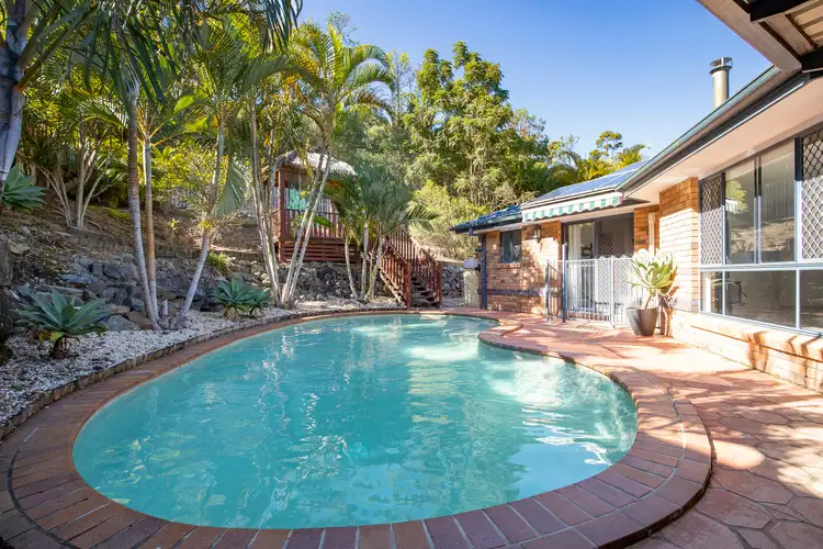 11 Equador Court, Pacific Pines QLD 4211