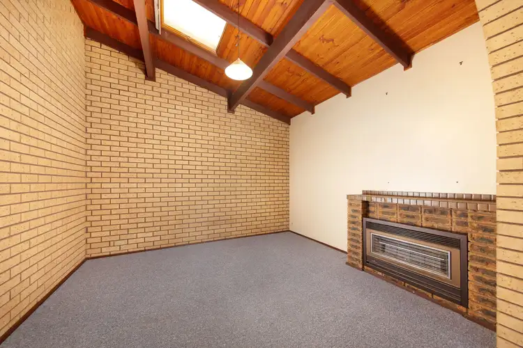 Fifth view of Homely unit listing, 1/104 Huons Hill Road, Wodonga VIC 3690