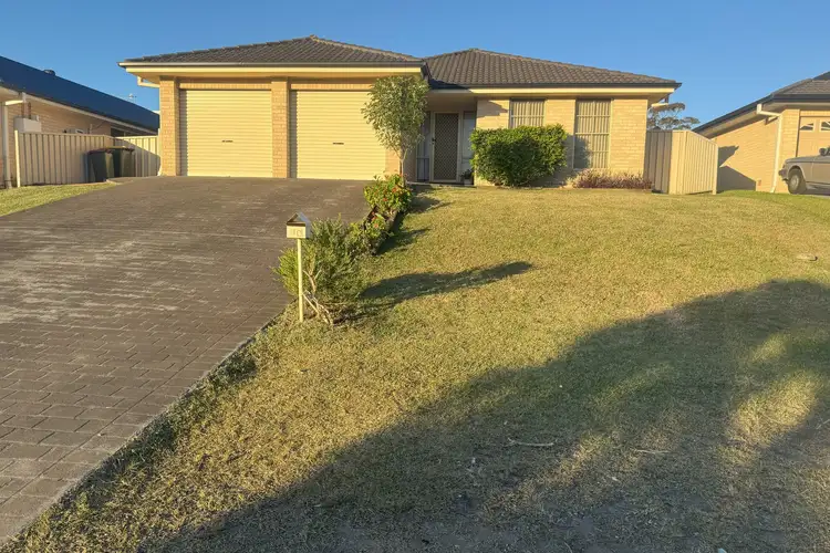 20 Burradoo Crescent, Nowra NSW 2541