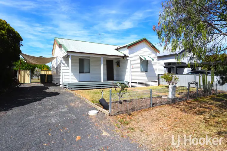 31 Greaves Street, Inverell NSW 2360