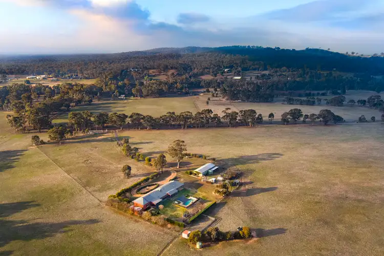 90 Back Creek Road, Shelbourne VIC 3515
