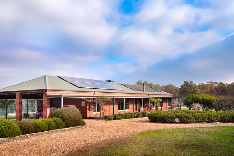 90 Back Creek Road, Shelbourne VIC 3515