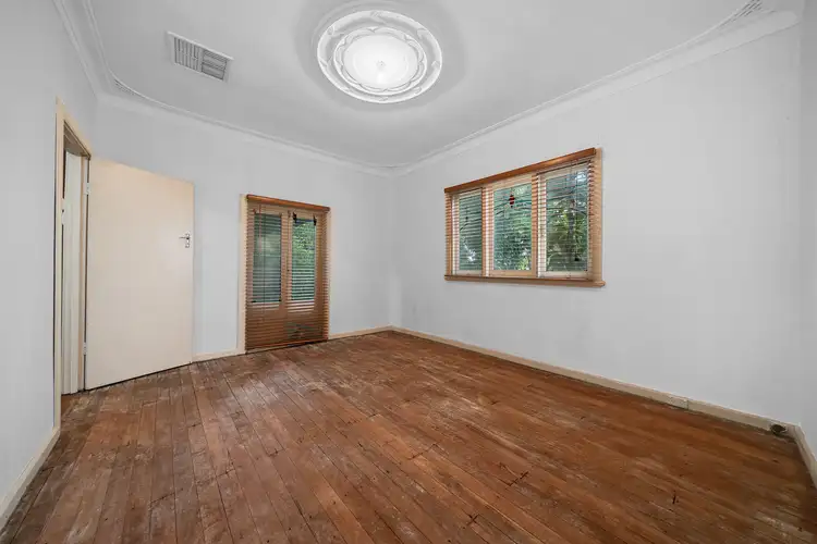 35 Belmont Road, Kenwick WA 6107