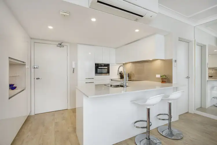 Third view of Homely apartment listing, 5/57 Cowper Wharf Road, Woolloomooloo NSW 2011