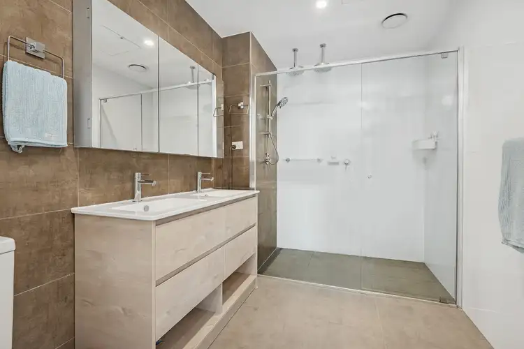 Sixth view of Homely townhouse listing, 2/90 Bay Street, Botany NSW 2019