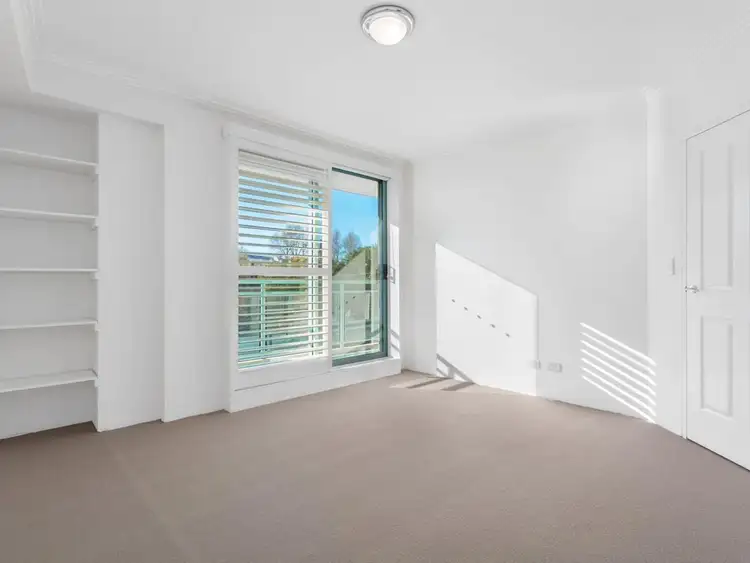 Third view of Homely apartment listing, 7/110 Alfred Street, Milsons Point NSW 2061