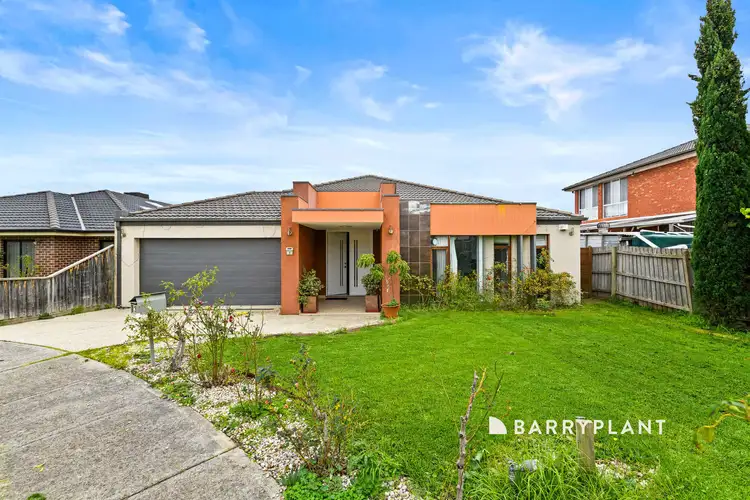 Second view of Homely house listing, 3 Sunburst Court, Narre Warren VIC 3805