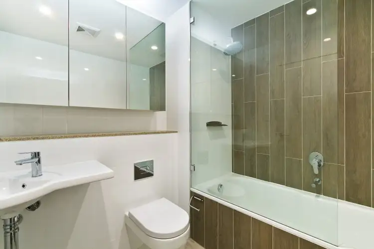 Fifth view of Homely apartment listing, 32D/5-11 Pyrmont Bridge Road, Camperdown NSW 2050
