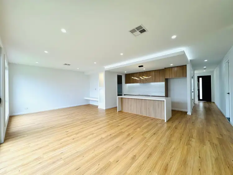 3 Dryandra Street, Manor Lakes VIC 3024