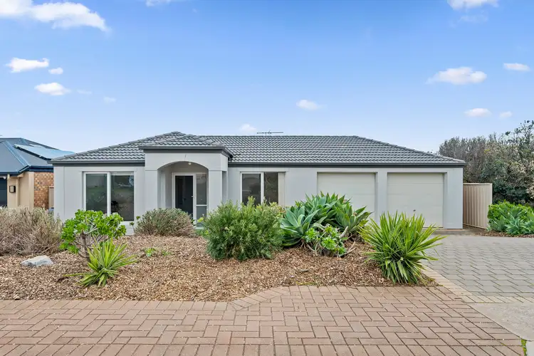 5 Oriana Drive
