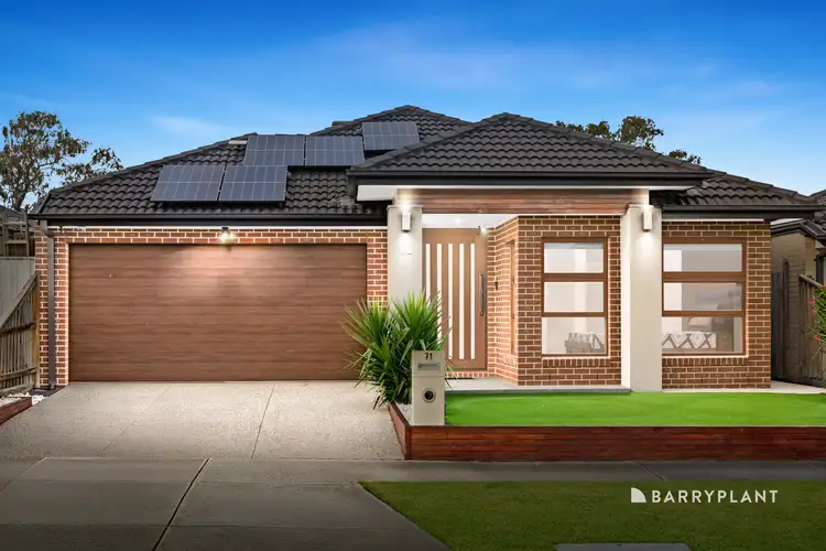 71 Adoquin Street, Doreen VIC 3754