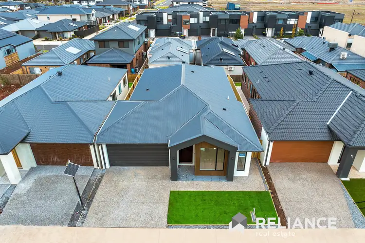 Fourth view of Homely house listing, 33 Anghor Drive, Fraser Rise VIC 3336
