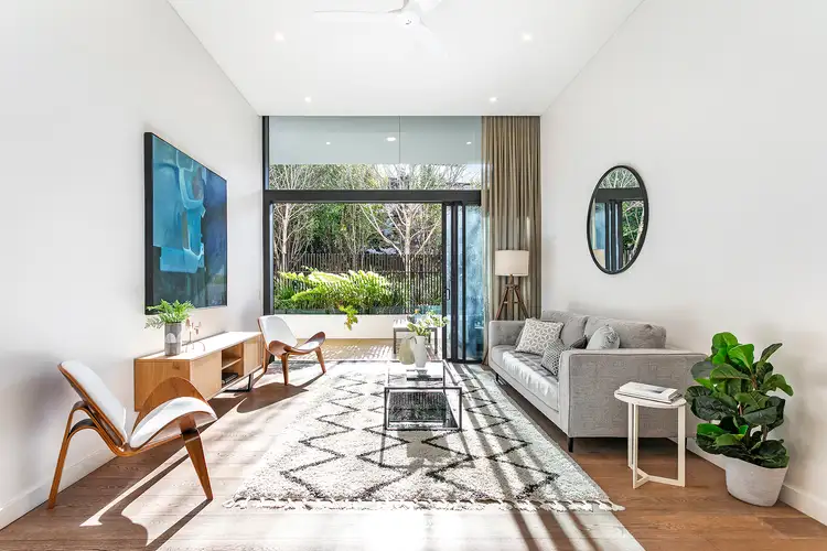 107/3 Nagurra Place