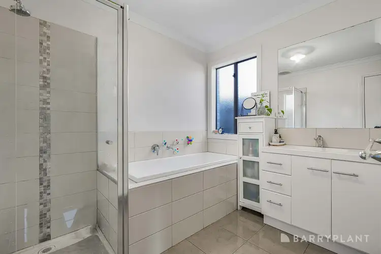 Sixth view of Homely house listing, 5/30 Sir Thomas Drive, Pakenham VIC 3810