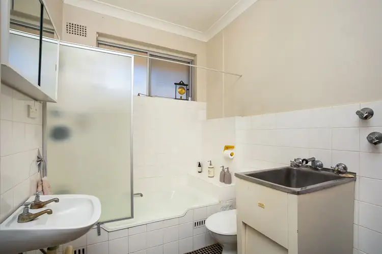 Fourth view of Homely apartment listing, 6/16 Wheeler Parade, Dee Why NSW 2099