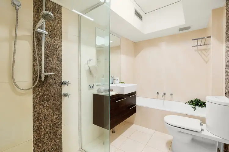 Sixth view of Homely apartment listing, 4/2-12 Crows Nest Road, Waverton NSW 2060