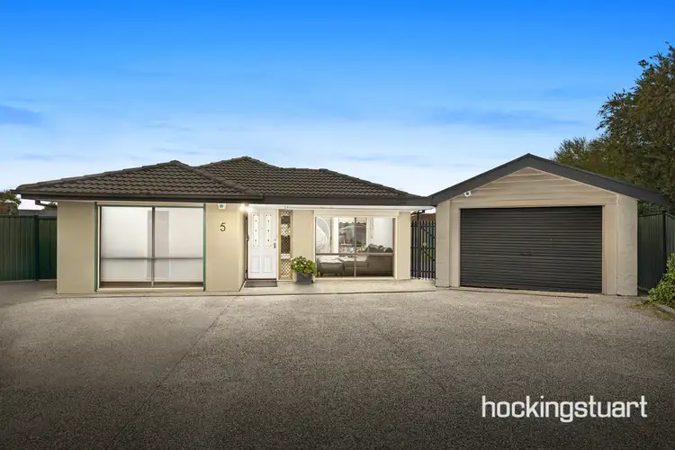 Main view of Homely house listing, 5 Hartland Court, Craigieburn VIC 3064