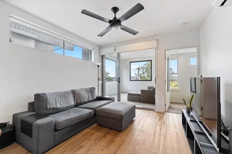 Second view of Homely apartment listing, 20/1057 Wynnum Road, Cannon Hill QLD 4170