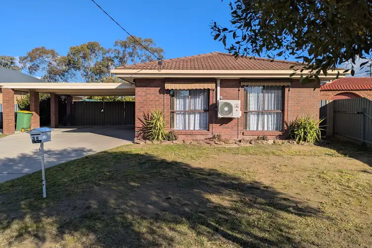 36 Acacia Crescent