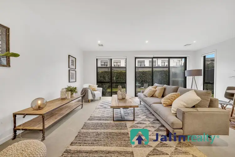 4 Newcastle Drive, Mulgrave VIC 3170