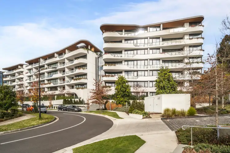 319/59 Stables Circuit, Doncaster VIC 3108