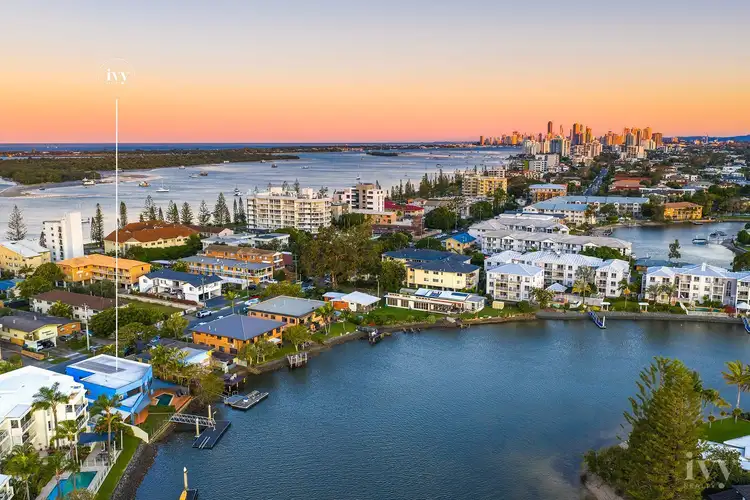 50 Back Street, Biggera Waters QLD 4216