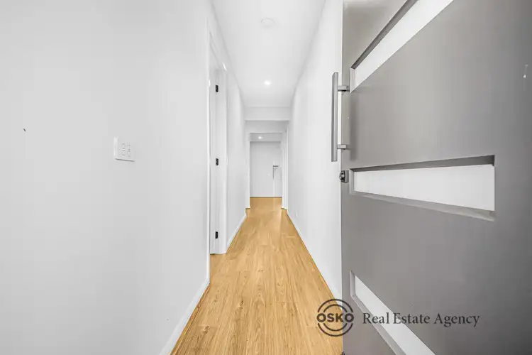 1 Carlby Road, Fraser Rise VIC 3336