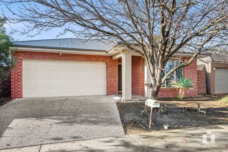17 Ballam Way