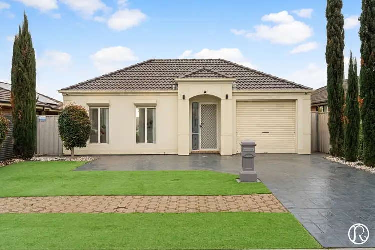 24 Kentia Drive, Para Hills West SA 5096