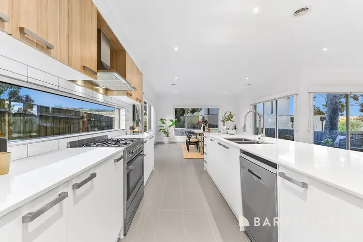Fifth view of Homely house listing, 2 Boyd Way, Narre Warren VIC 3805