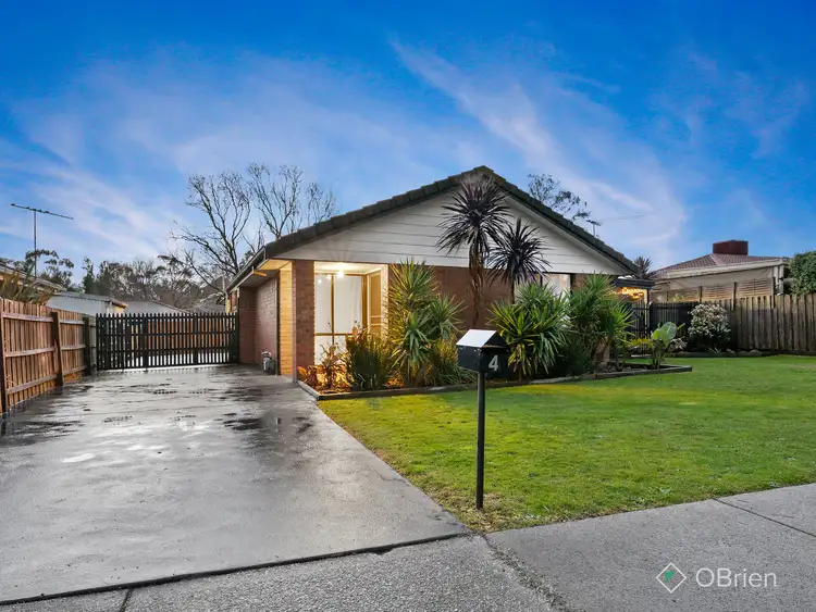 4 Matthews Court, Pakenham VIC 3810