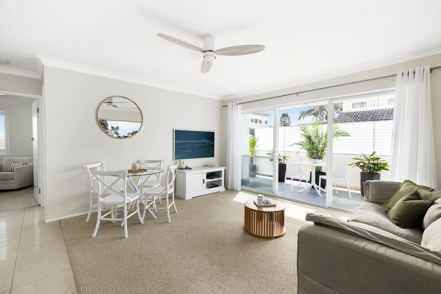 Main view of Homely unit listing, 8/104 Ocean Street, Narrabeen NSW 2101